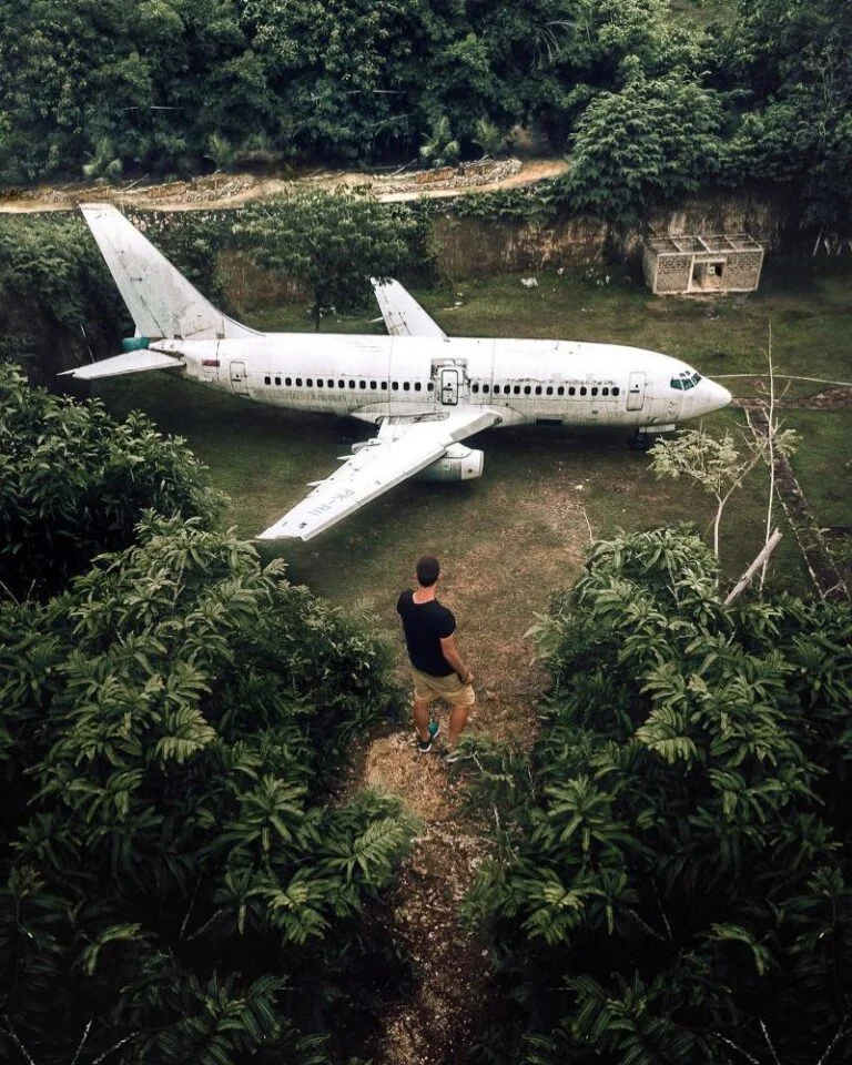 Abandoned Plane