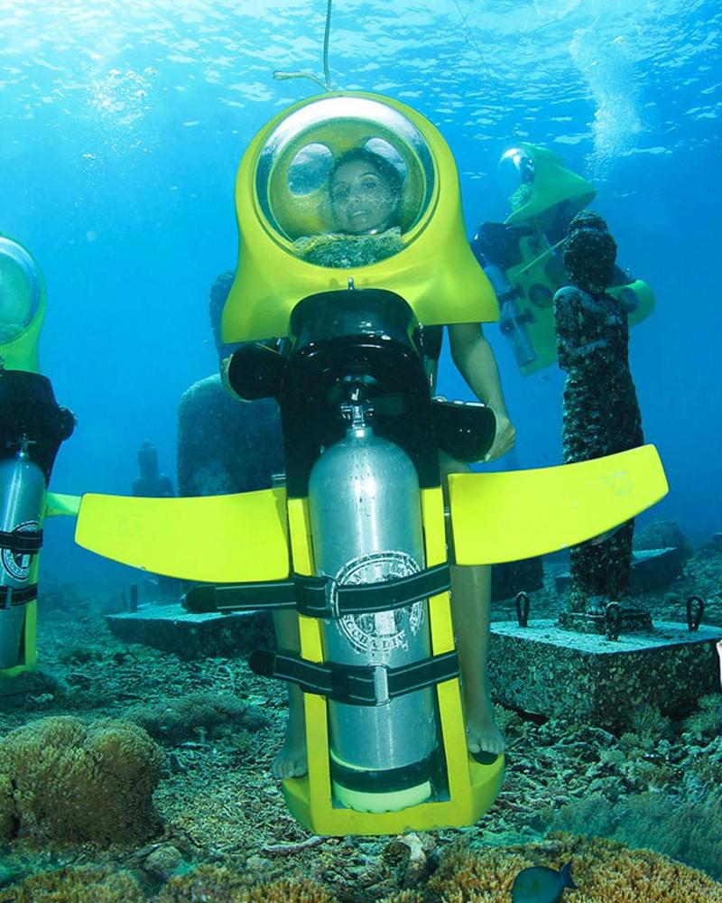 Bali Underwater Scooter bali-rent-car-with-driver-Experience-and-Activities-Tour (4)