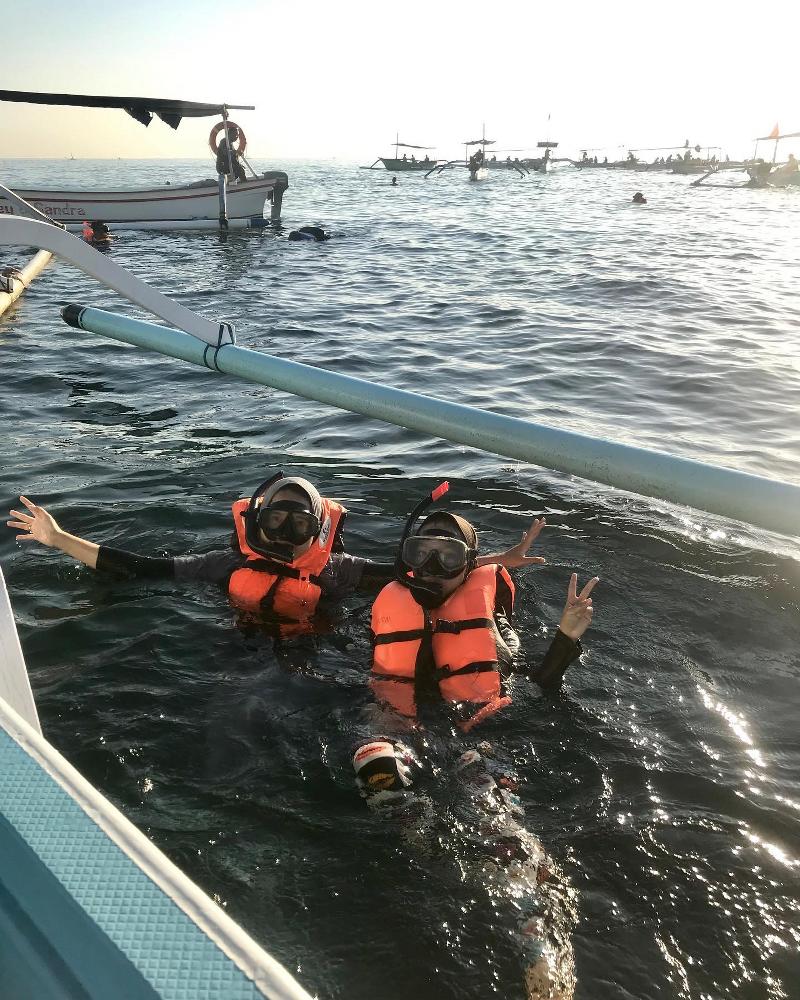 Lovina Dolphin watching bali-rent-car-with-driver-Experience-and-Activities-Tour (4)