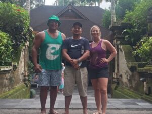 gallery bali rent car with driver (14)