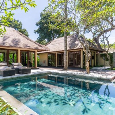 Cheap Car Rental in Kayu-Tulang, Canggu with Personal Driver #1 Bali